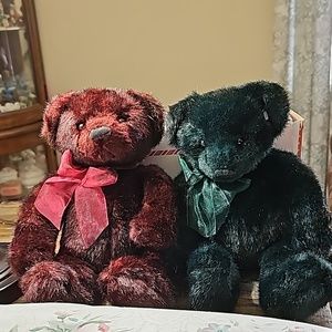 2 Gund Bears..
